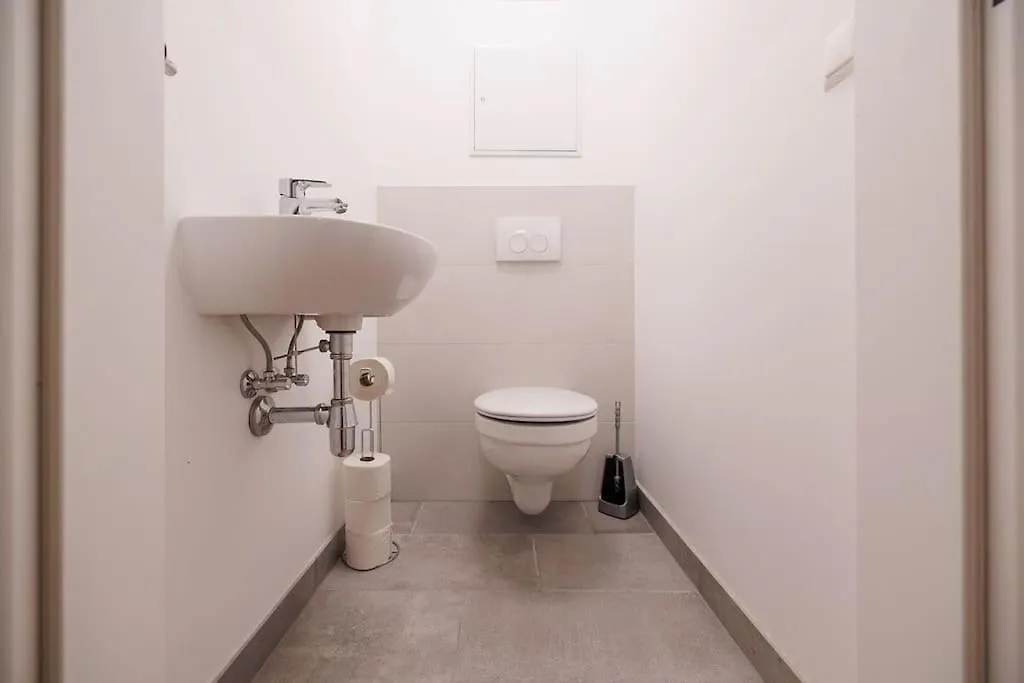 New! Convenient Viennalove Apartment Wienmeidling