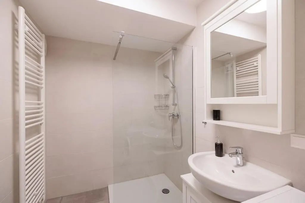 New! Convenient Viennalove Apartment Wienmeidling