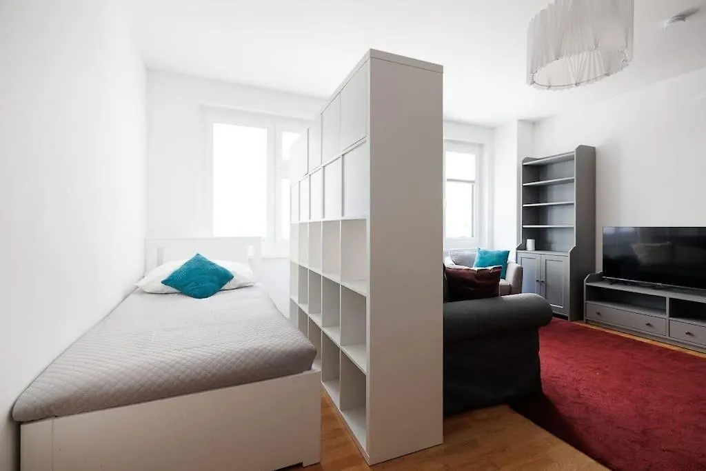 New! Convenient Viennalove Apartment Wienmeidling Austria