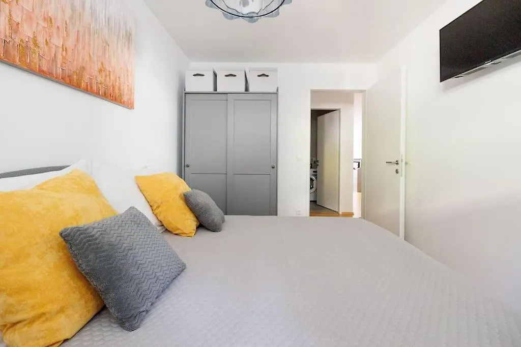 New! Convenient Viennalove Apartment Wienmeidling  Vienna