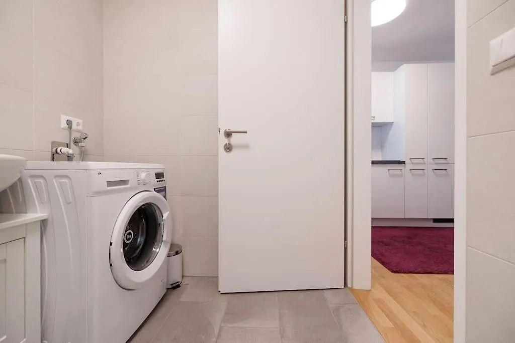 New! Convenient Viennalove Apartment Wienmeidling