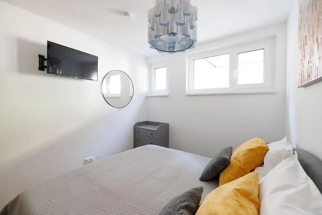New! Convenient Viennalove Apartment Wienmeidling Austria