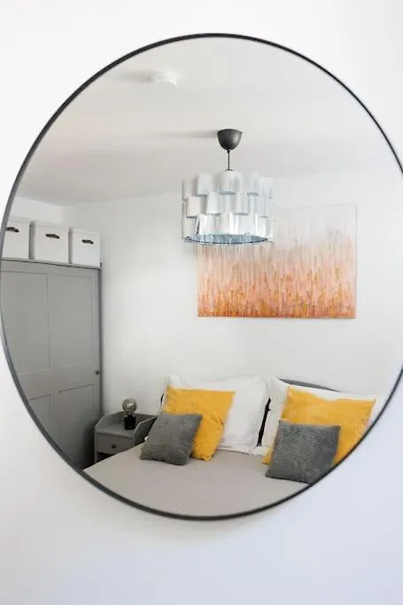 New! Convenient Viennalove Apartment Wienmeidling 0*, Vienna